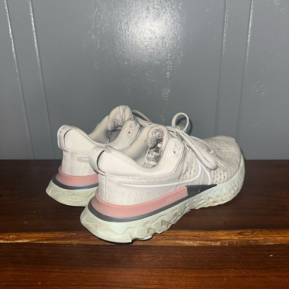 Nike React Infinity Flyknit Runner Shoes - image 3